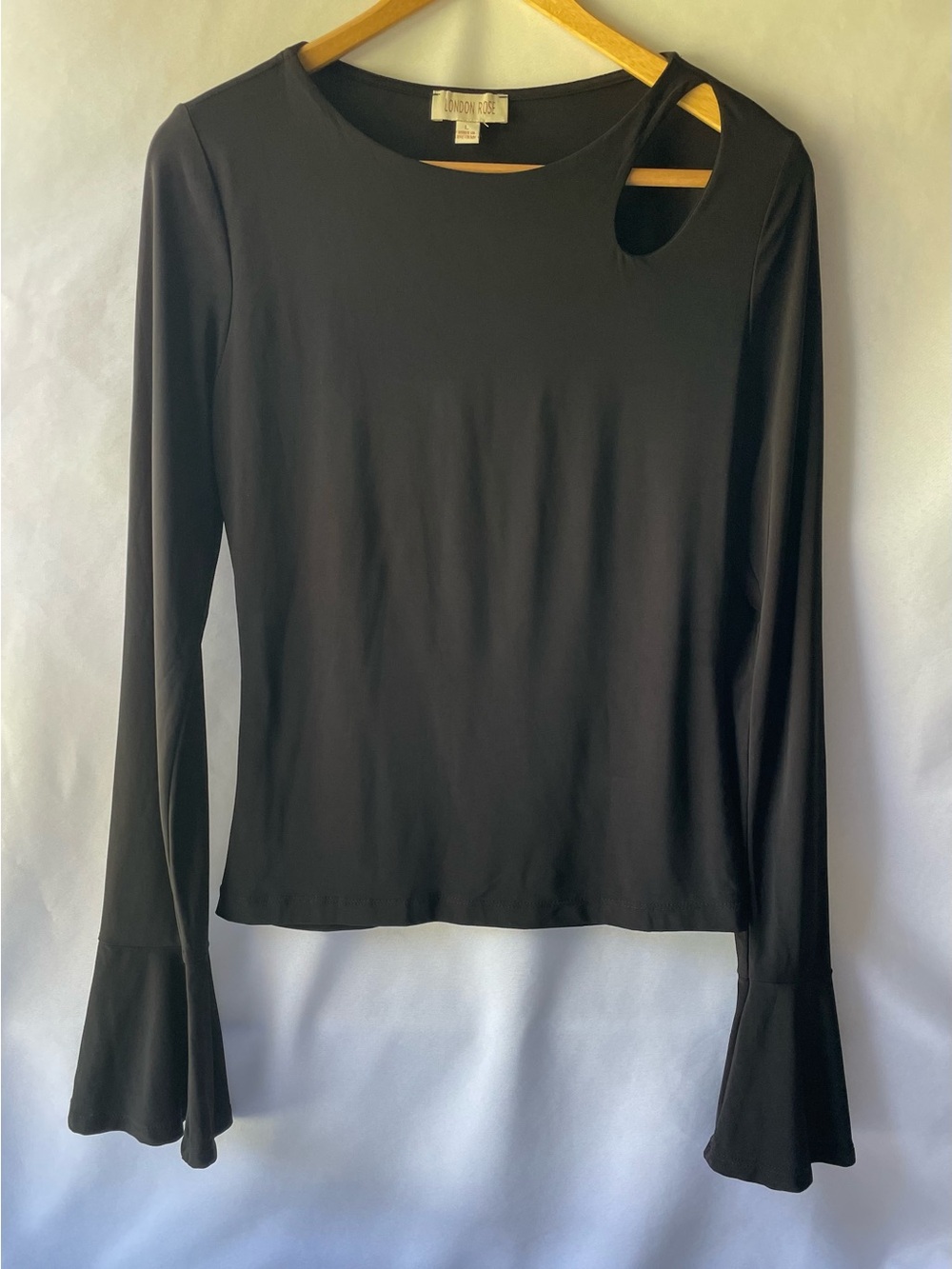 London Rose Black Long-Sleeve Cutout Top
